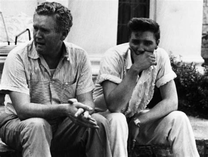 August 14, 1958 Elvis Presley's mother Gladys Presley died of a heart