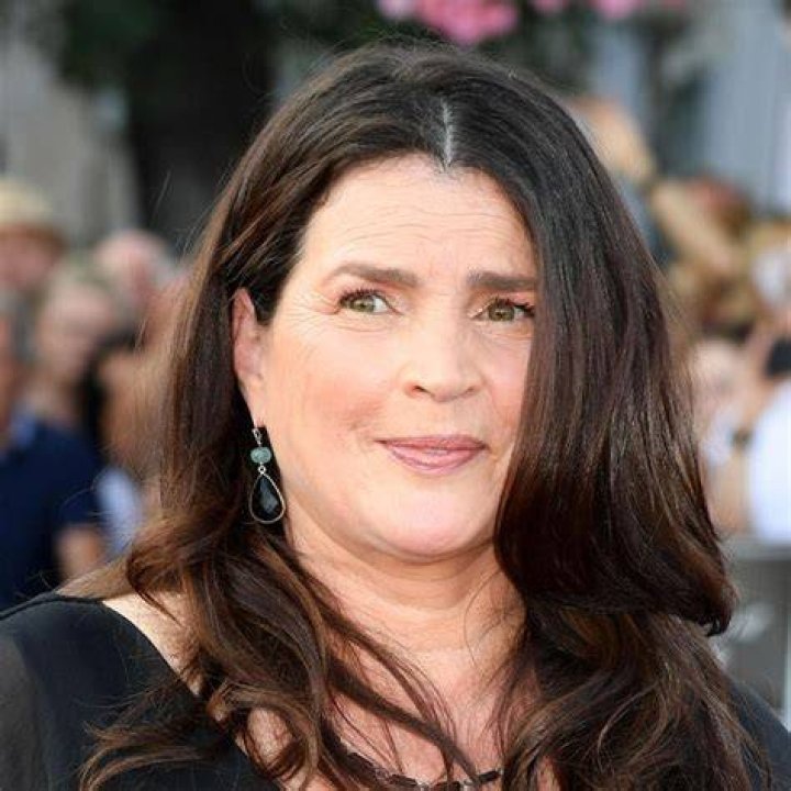 Bild zu Julia Ormond Bild Julia Ormond Foto 6 von 84 FILMSTARTS.de