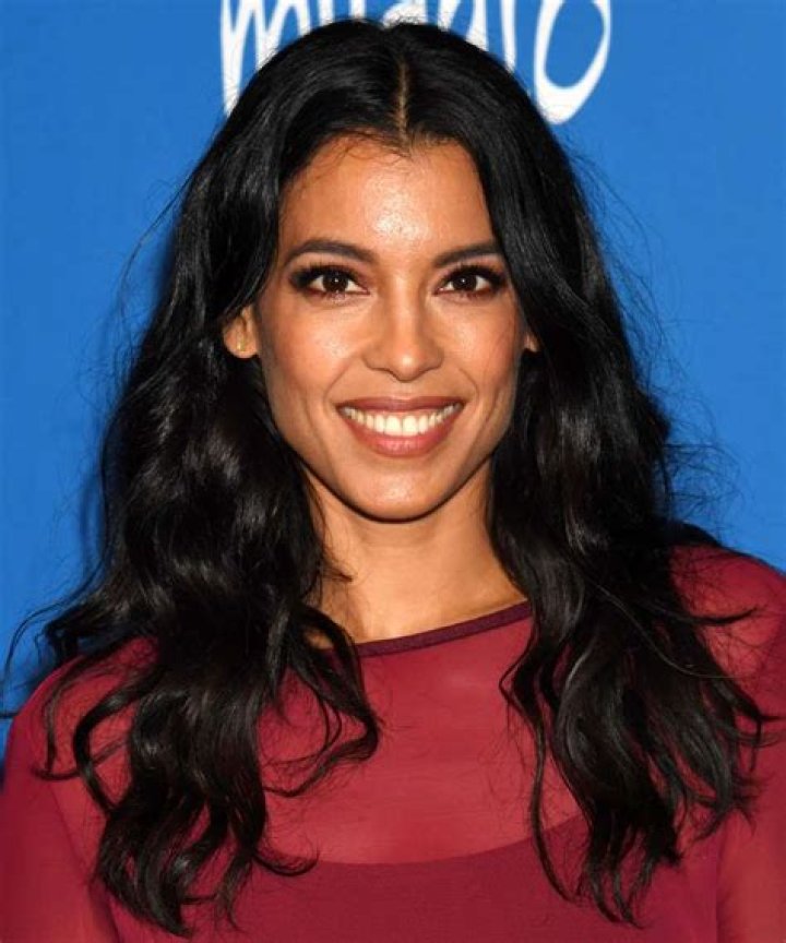 Stephanie Sigman's Shoe Size and Body Measurements Including Height
