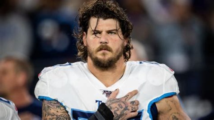 Taylor Lewan's Wife Taylin Met Him 10 Days before Valentine's Day